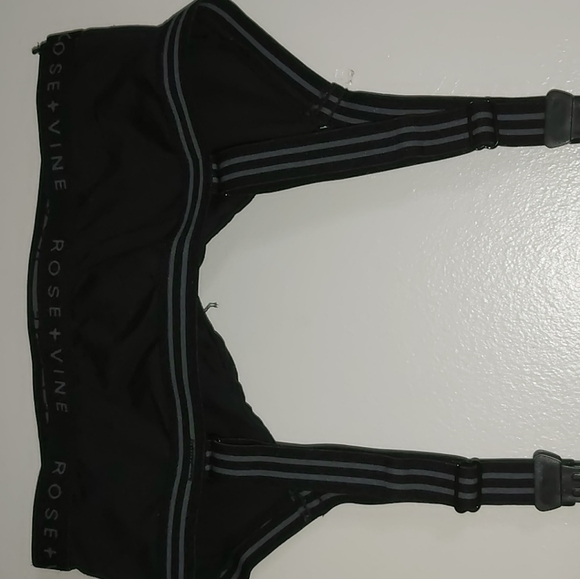 Not worn. No longer want it. - Picture 2 of 3